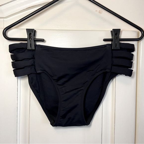 Seafolly Multi Strap Hipster Bottom in Black - Picture 4 of 8
